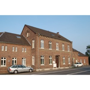 Anfahrt Gebäude